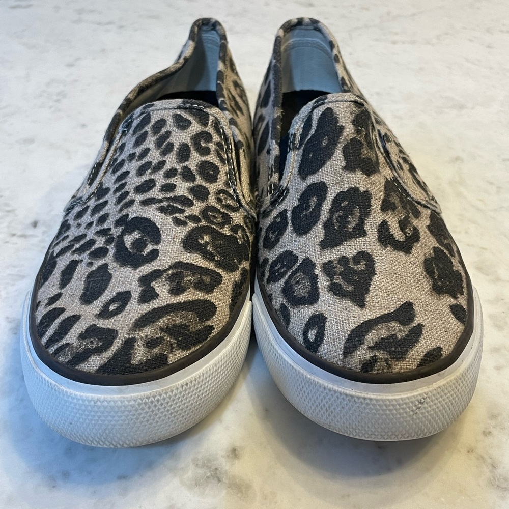 Sperry Canvas Top Slider Woman’s Leopard Print Size 7.5